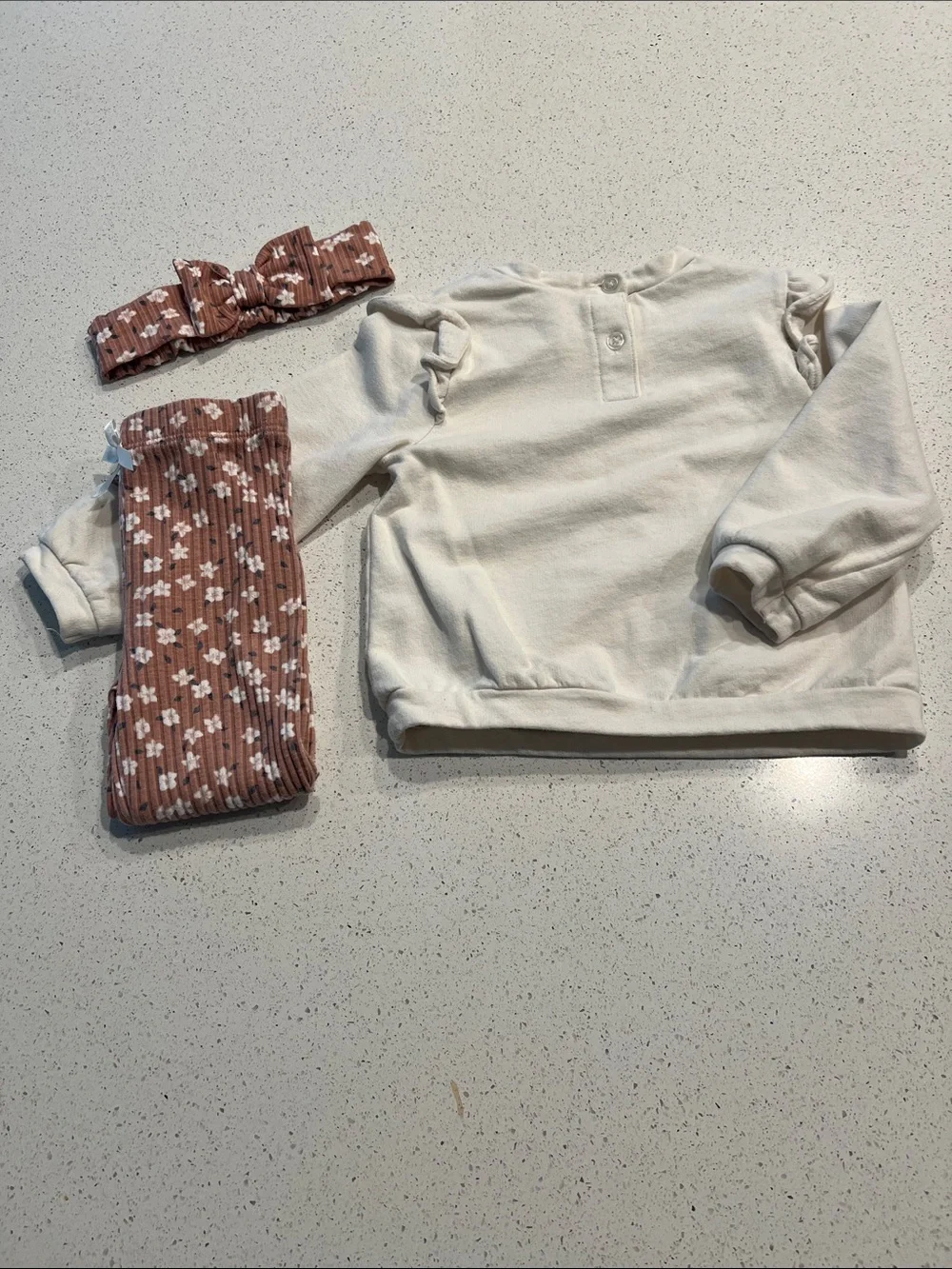 5/$35 NWOT Cream 